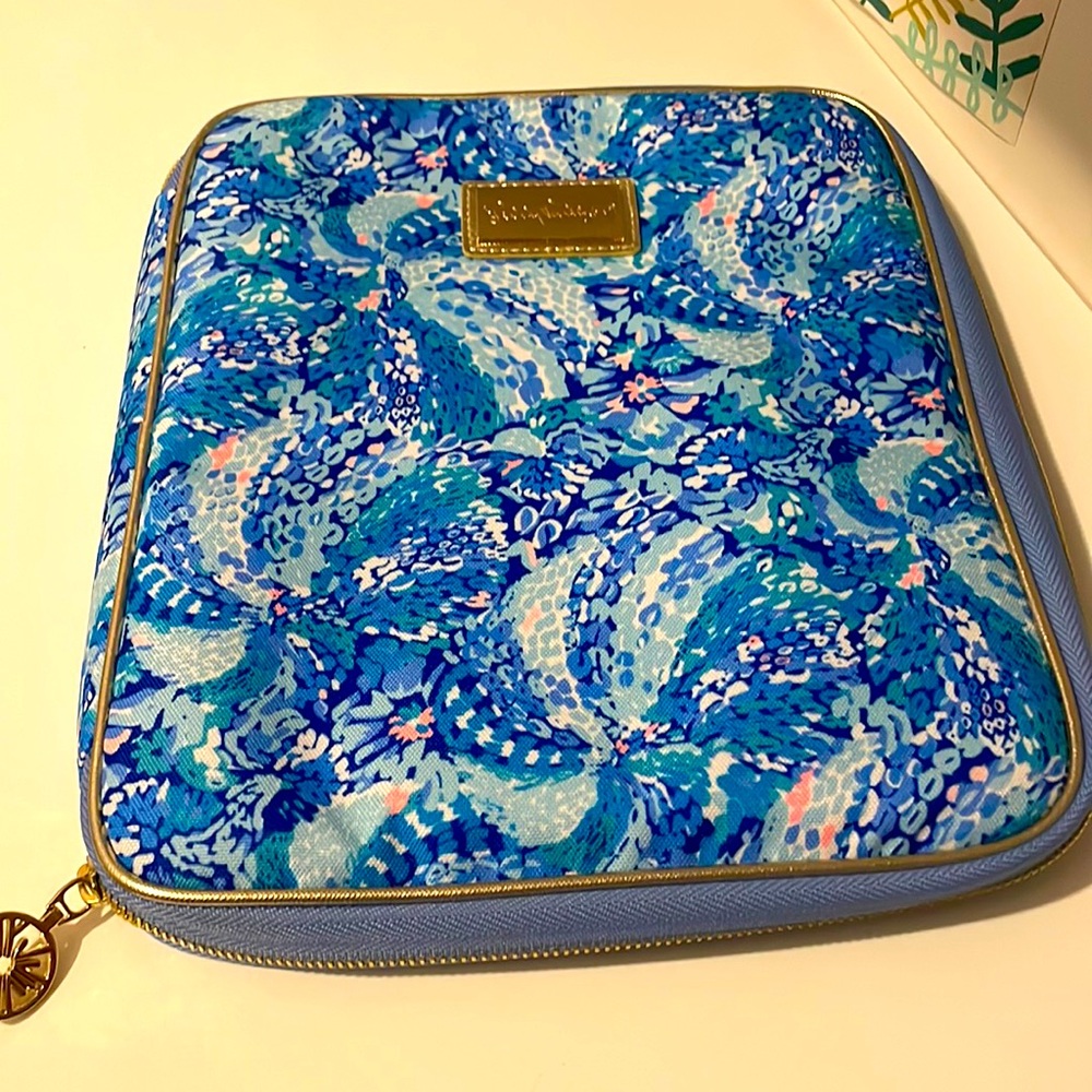 NWOT Lilly Pulitzer Day Folder